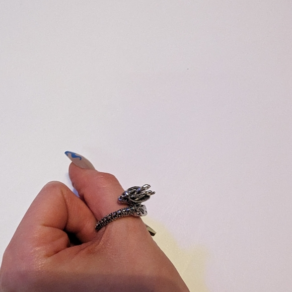 Fashion Dragon Head Pattern Wrap Open Ring - Picture 12 of 13